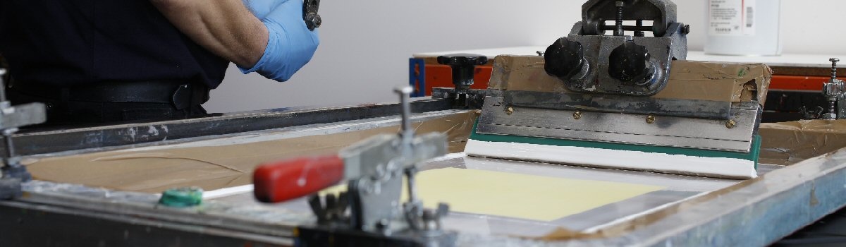 The Pros And Cons Of Screen Printing